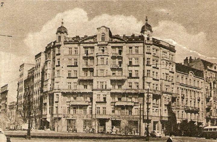 Bagatela 14 * Warsaw