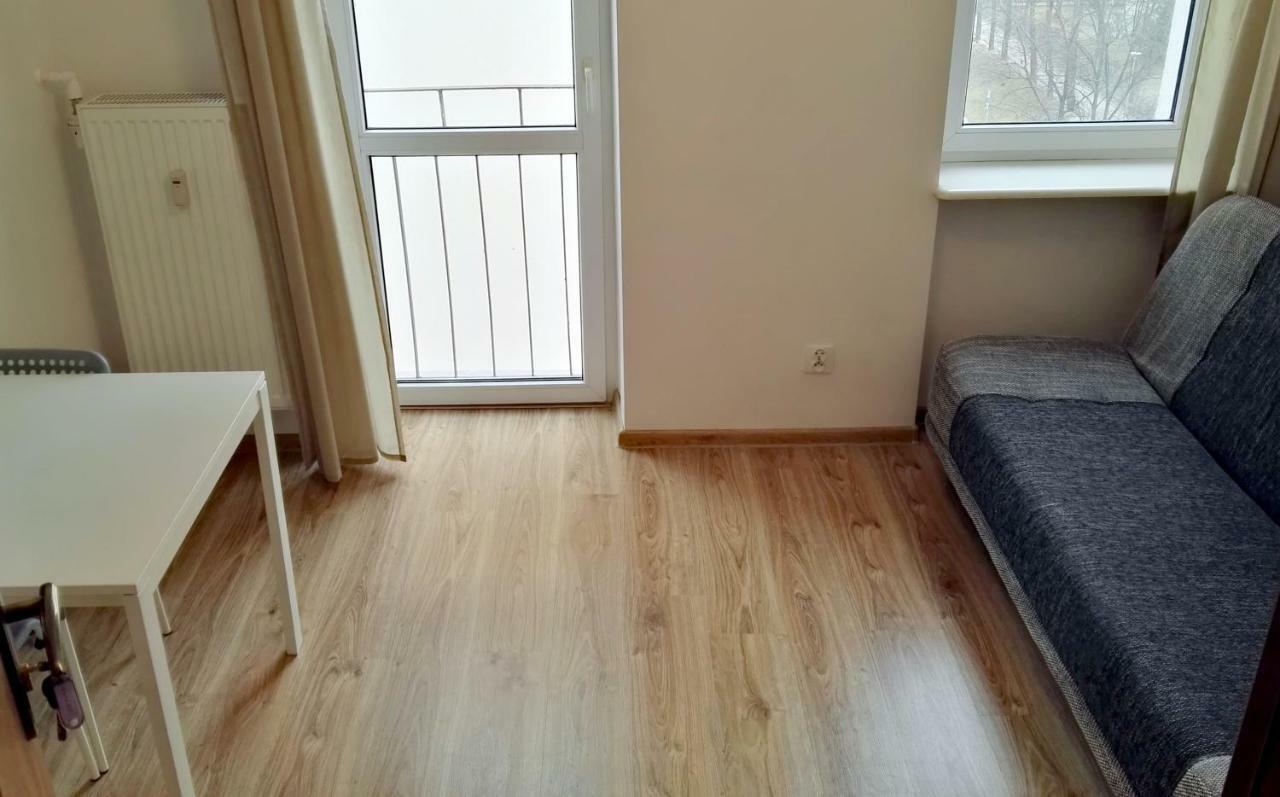 Opinogorska 3 4rooms Apartment