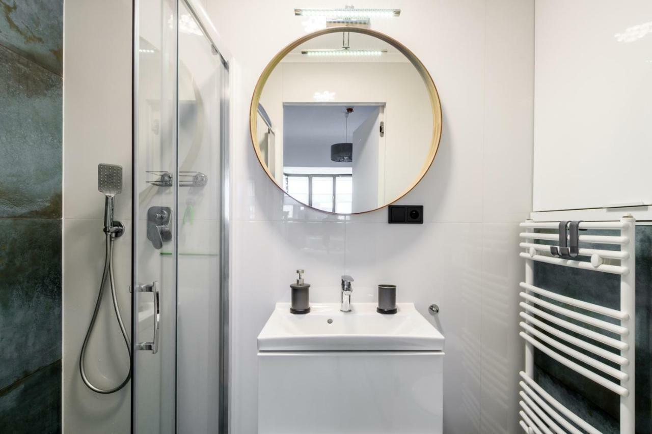 Centrum Pawia Deluxe Apartment Warsaw