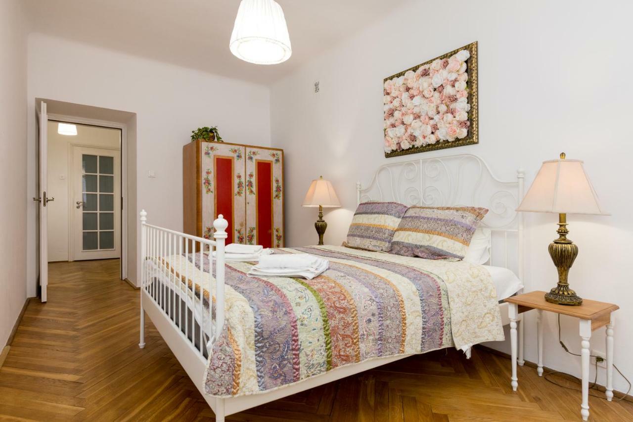 Apartment Royal Route For 10 People