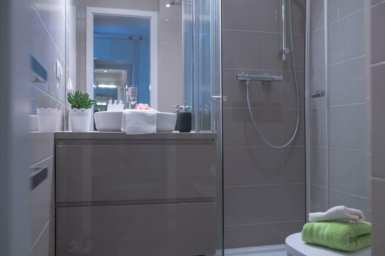 Wlr - Hoza Ii Apartamento Varsóvia