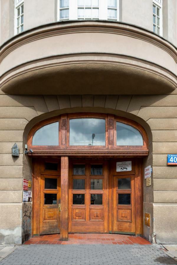 Center By Renters Warsaw