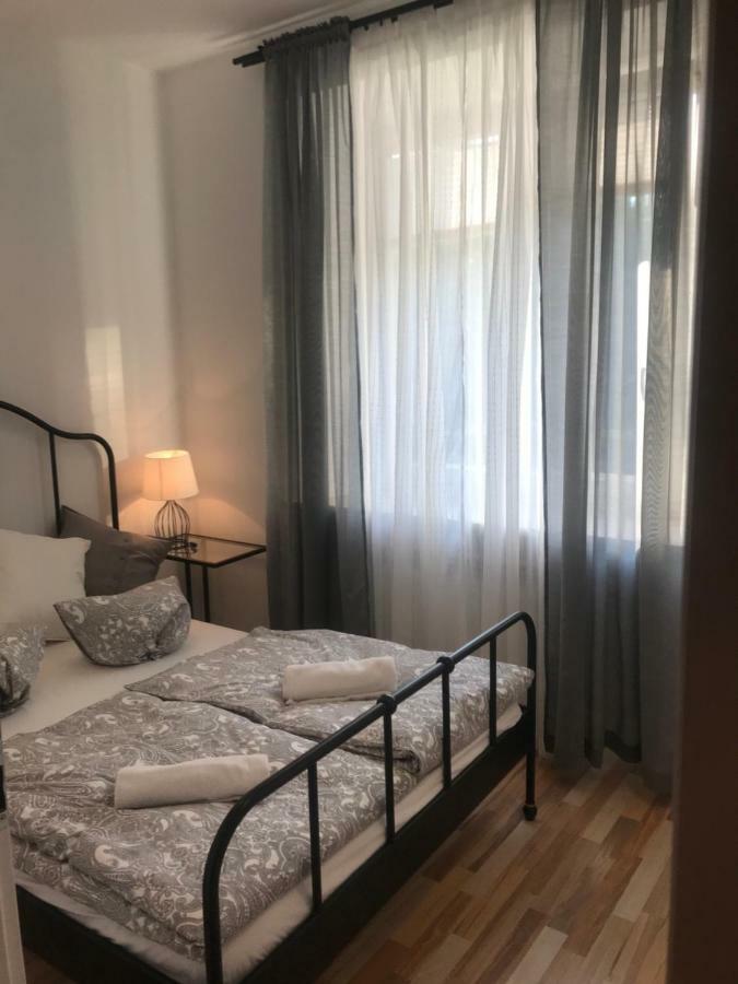 Stare Miasto Swietojerska 12 * Warschau