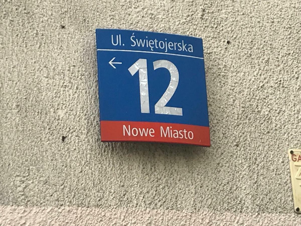 Stare Miasto Swietojerska 12 *