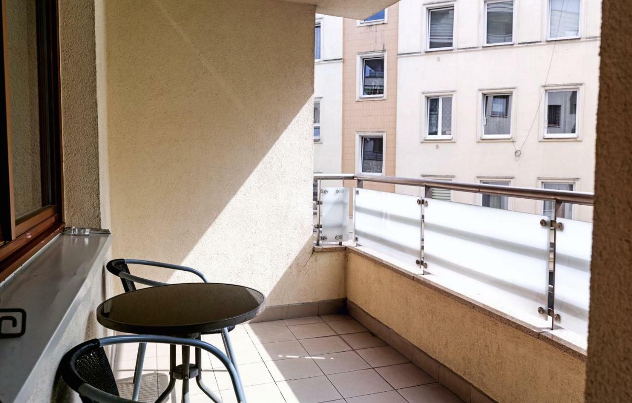 Szucha Apartament *