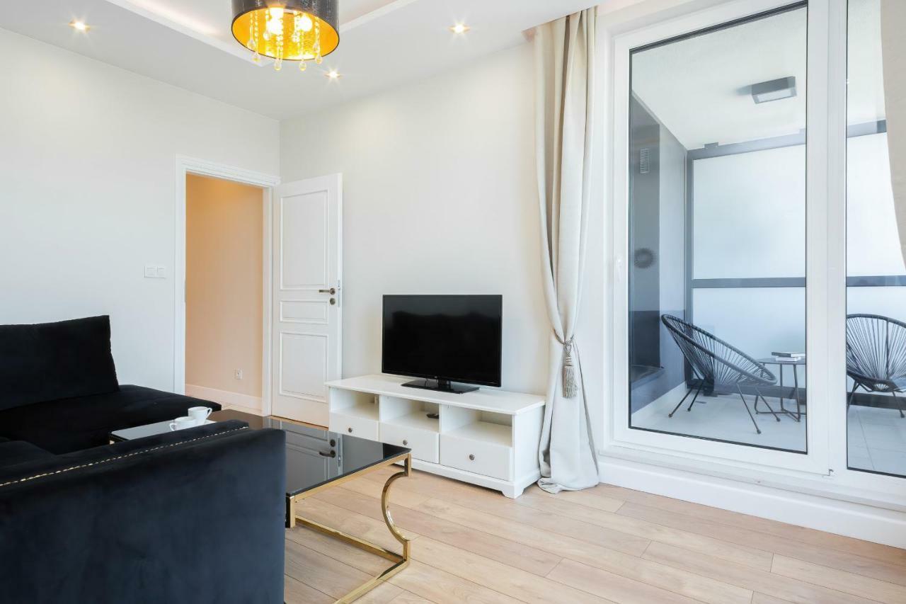 Aura Sky By Renters Apartamento Varsóvia