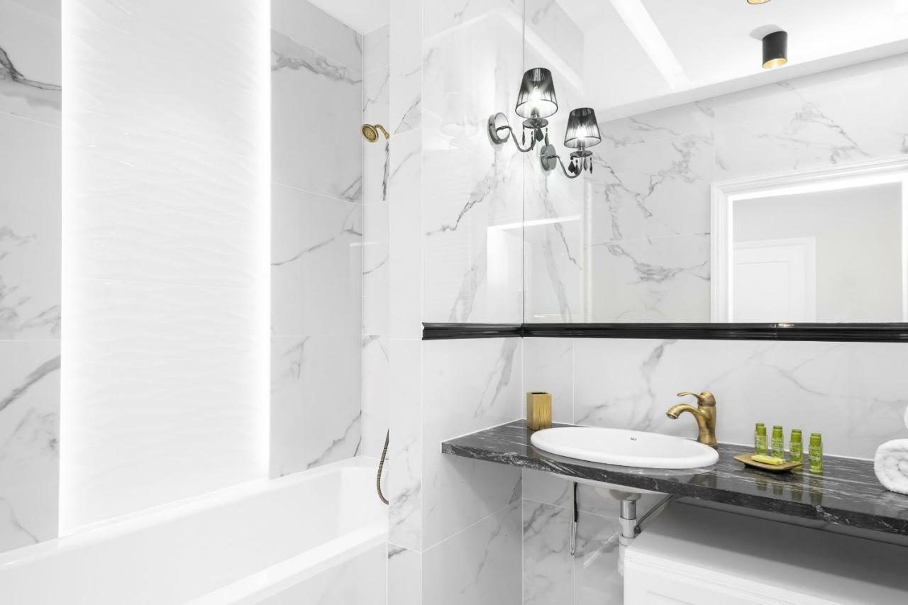 Aura Sky By Renters Apartamento Varsóvia