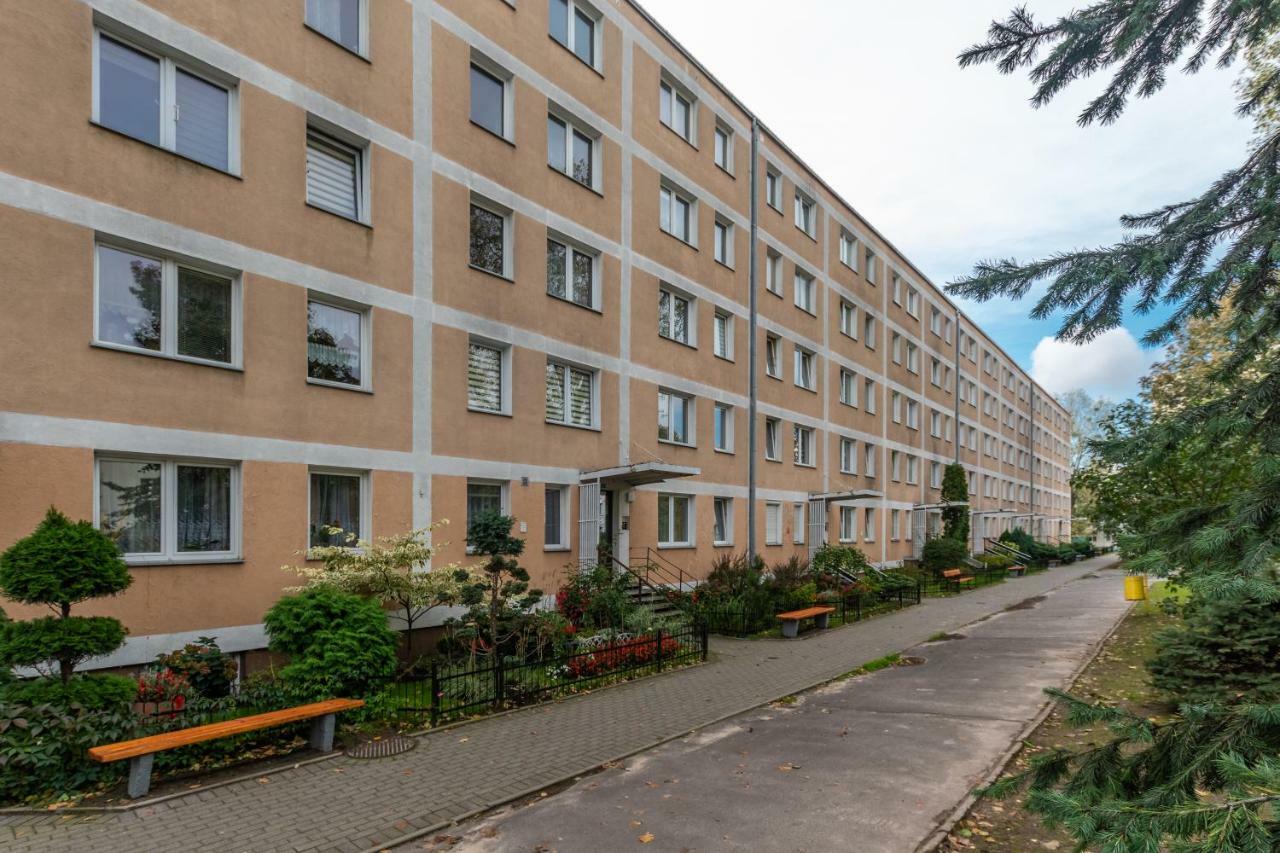 Broniewskiego 15a