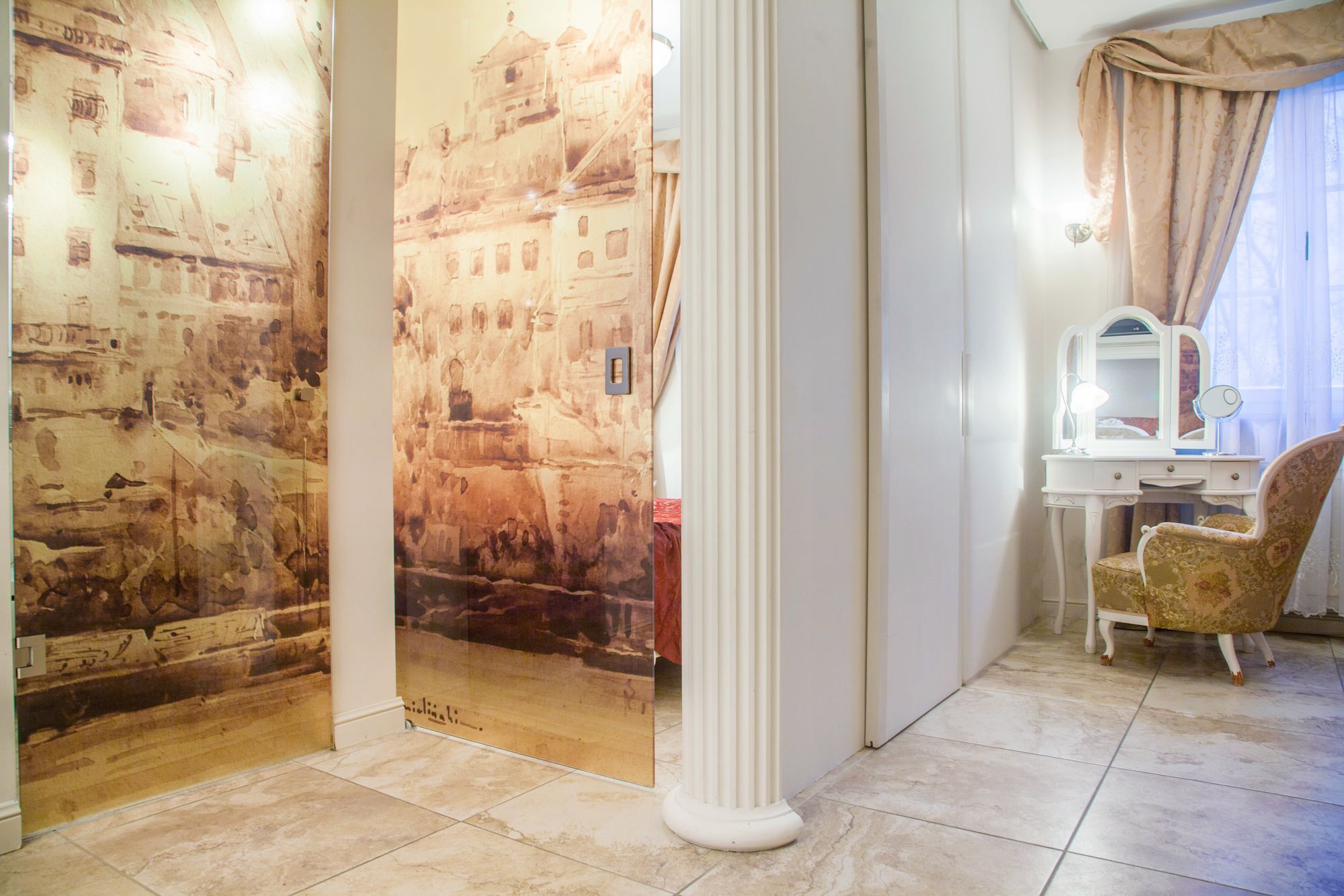 Apartament Empire