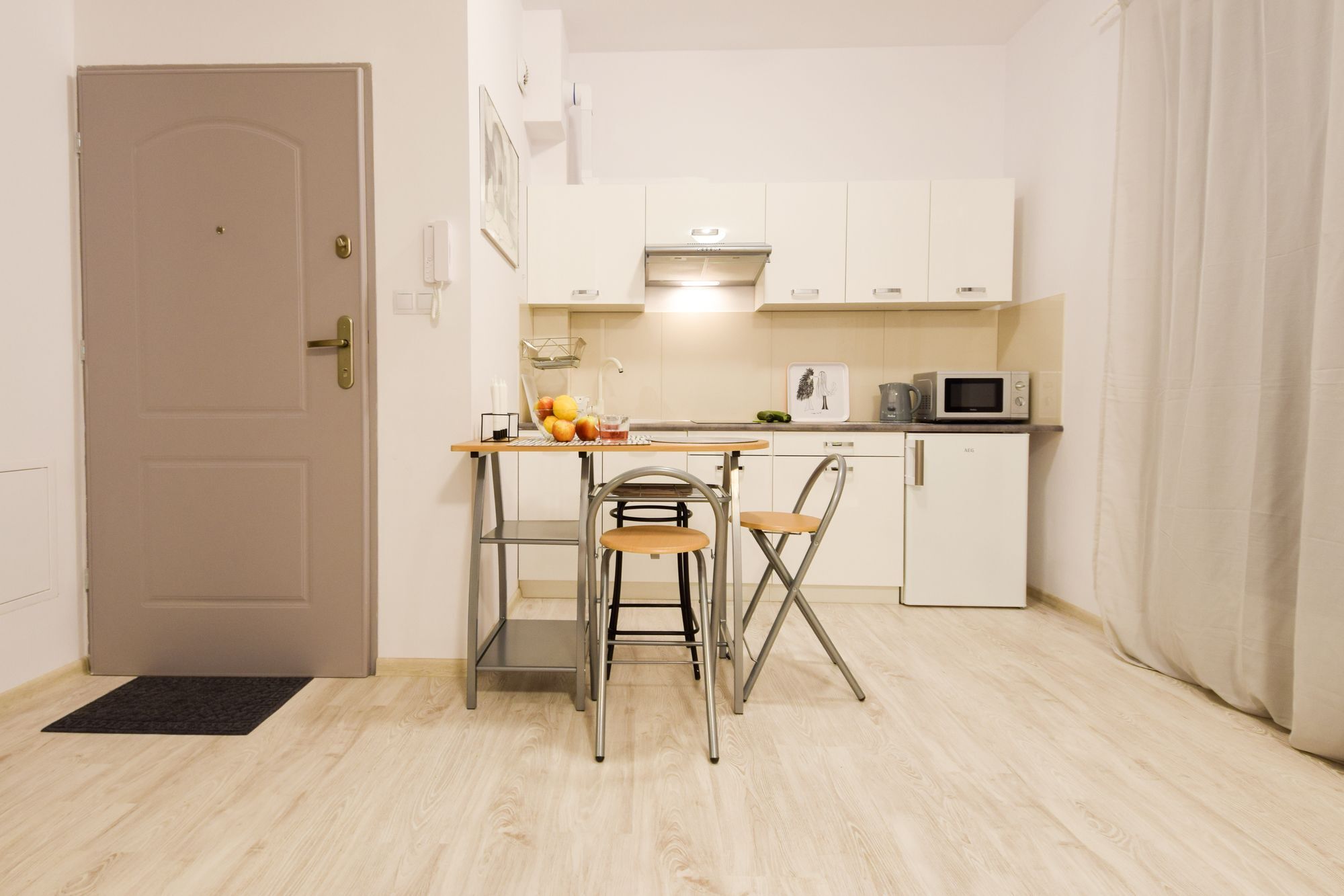 Shortstaypoland Srebrna Apartment *