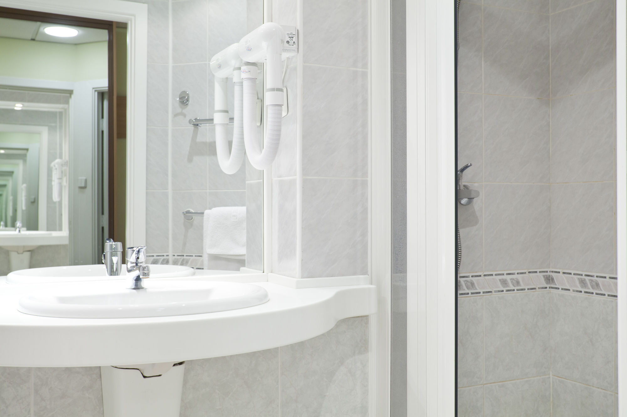 Belwederski 3* Warsaw