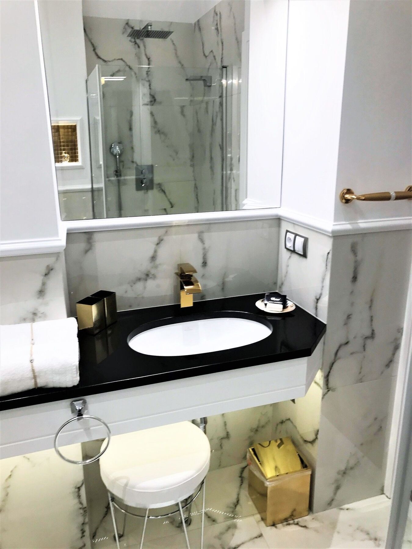 Luxury Collection Mondrian Market Square