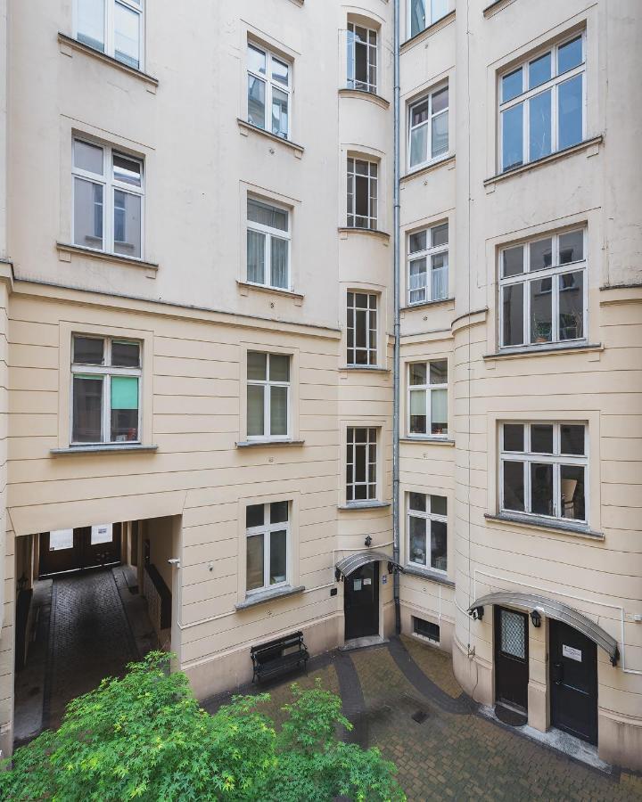 Sleepwithus Kopernika 28 Warsaw