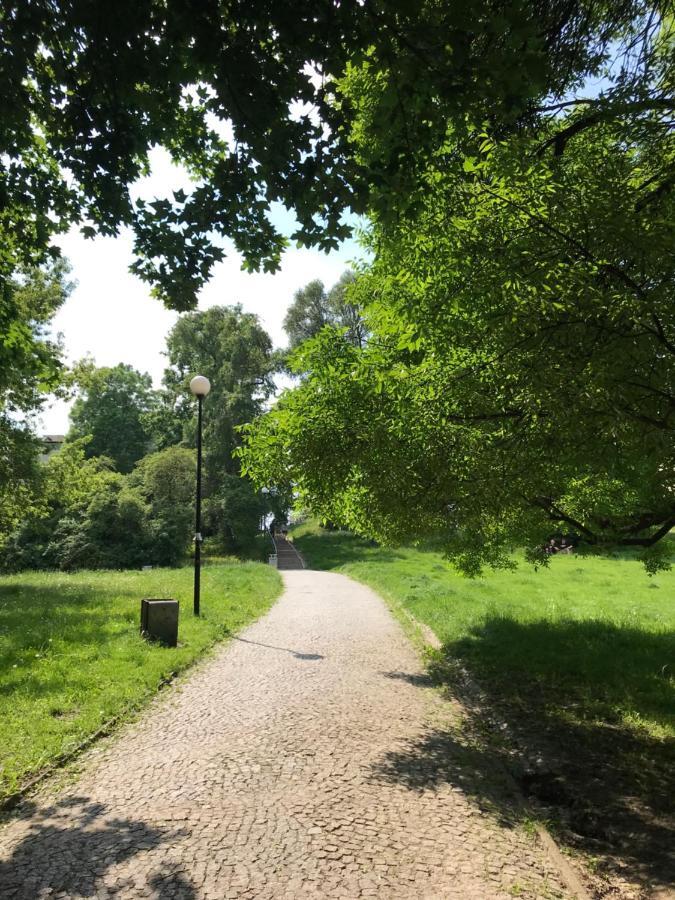 Căn hộ Royal Garden Warsaw