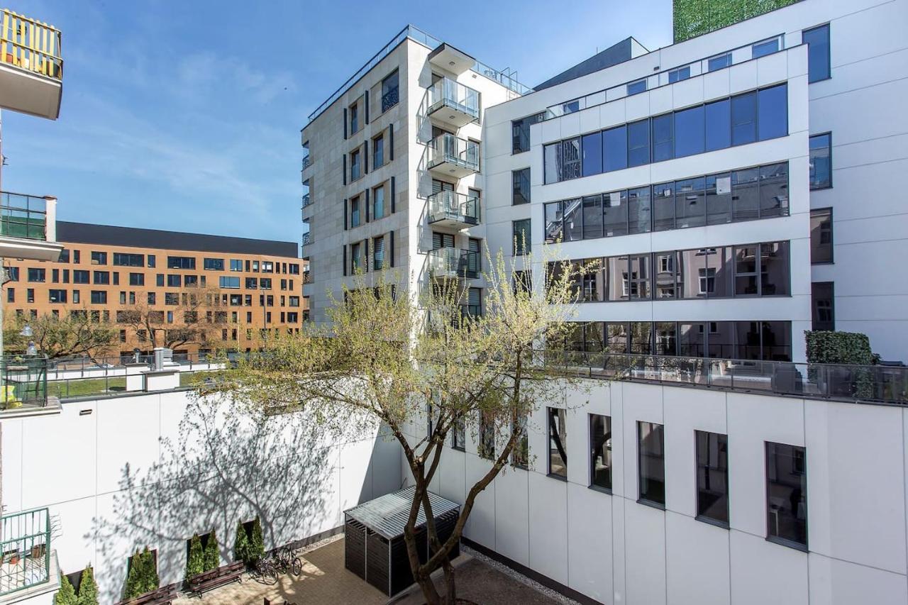 Charming And Bright- Golden Apartments- Old Town
