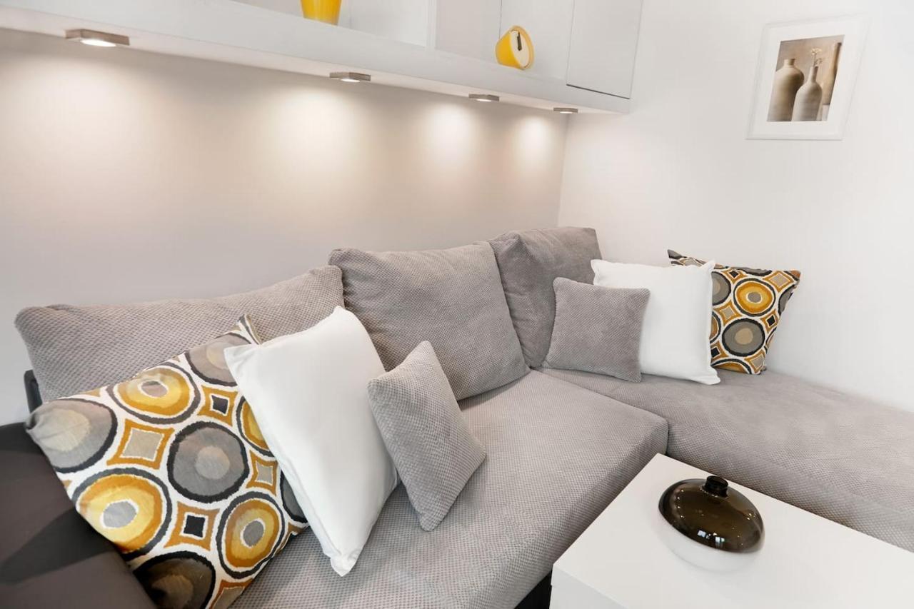 Bright And Charming- Golden Apartments- Old Town * Warsaw