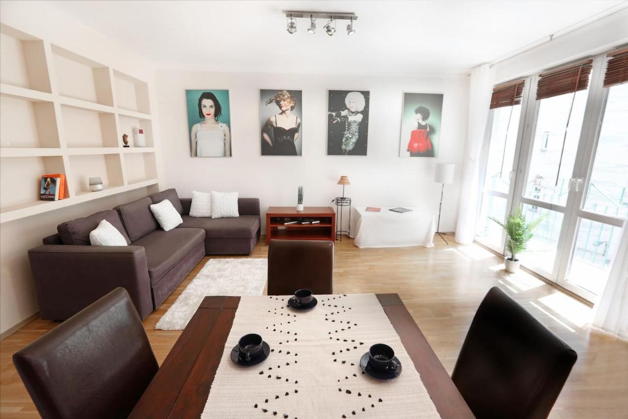 Cosy And Bright- Golden Apartments- Old Town Apartment *
