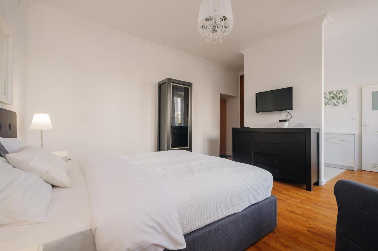 Apartment Plac Konstytucji Warsaw