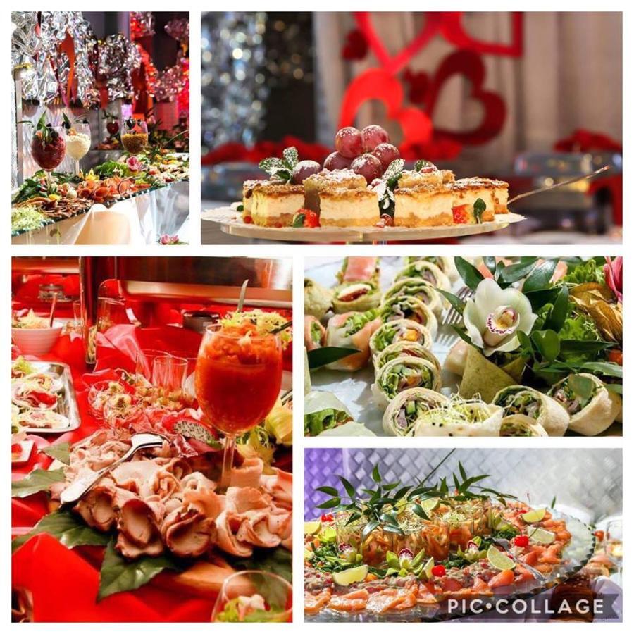 My - Czarny Kot Bed & Breakfast Warsaw