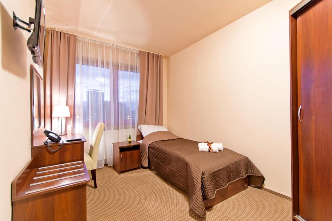 Wiatraczna 3* Warsaw