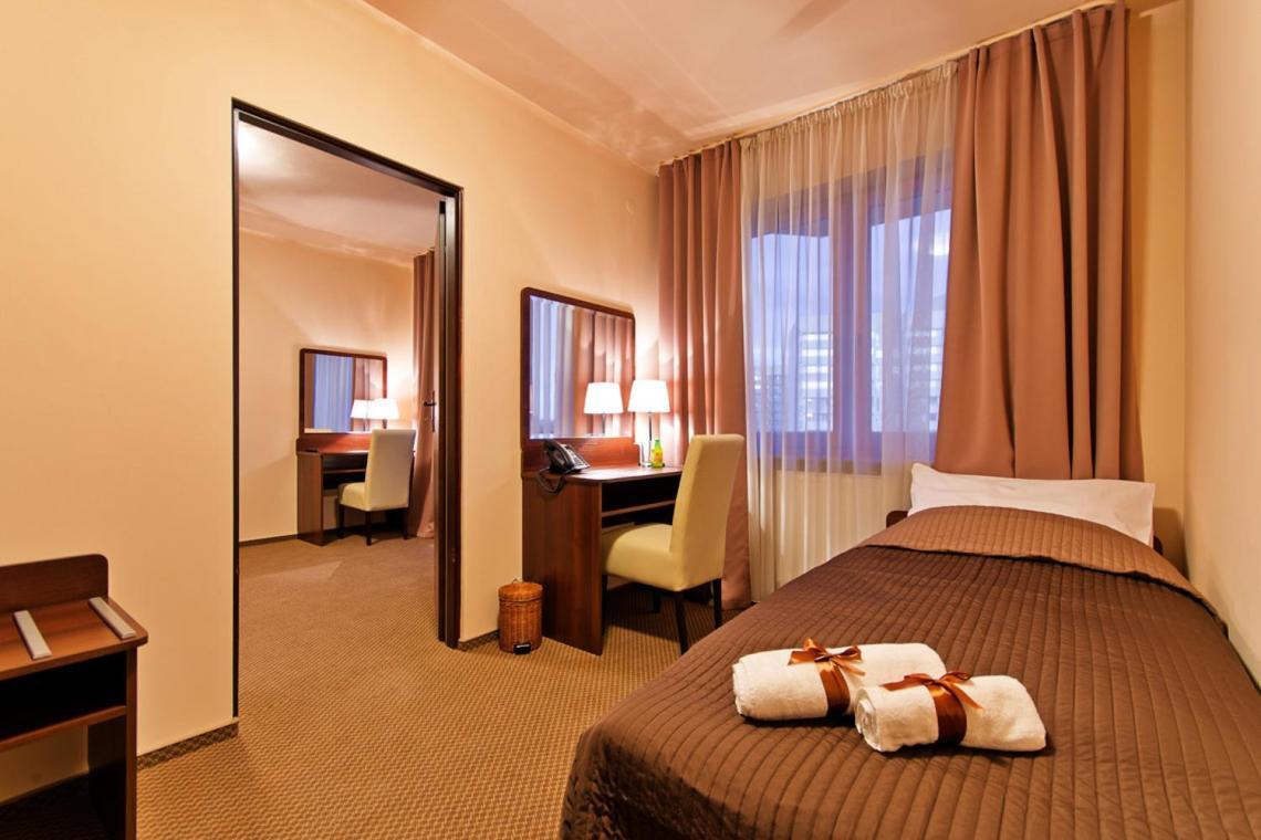 Hotel Wiatraczna Warsaw