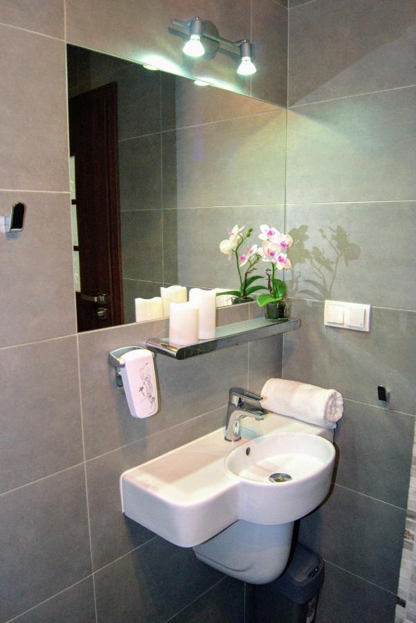 Apartament Alma Rondo Onz *