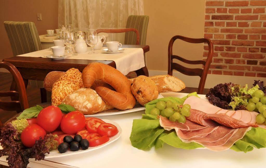 Bed & Breakfast American House Hennela