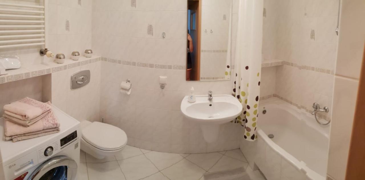 Kasztanowa Apartament * Warsaw