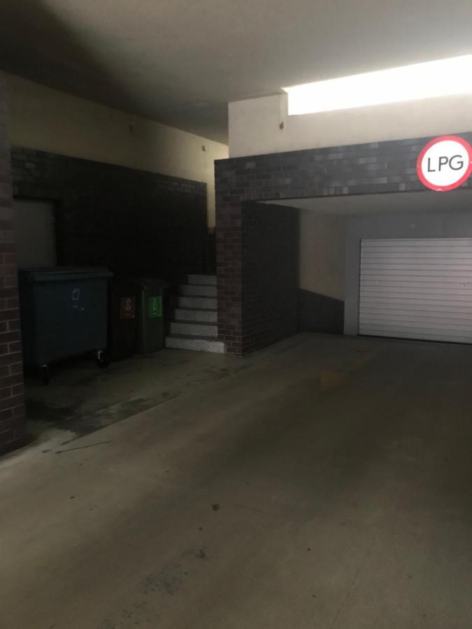 Apartment Modern 1br Flat In Heart Of With Parking *