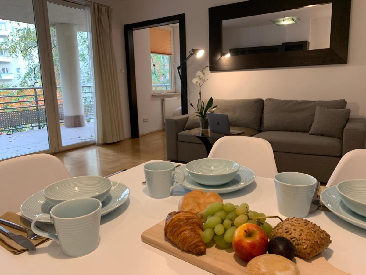 Apartment Modern 1br Flat In Heart Of With Parking Warschau