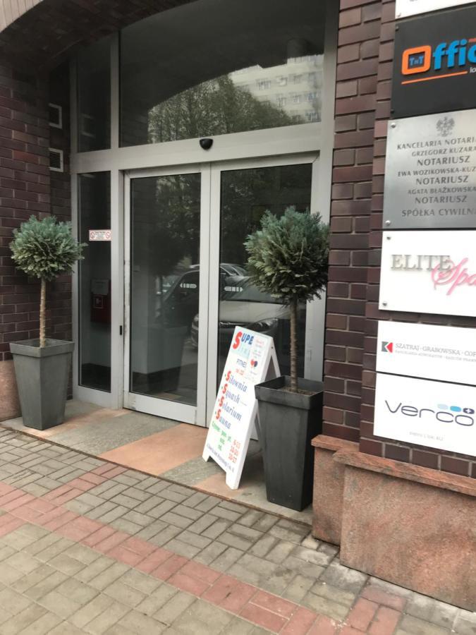 Modern 1br Flat In Heart Of With Parking
