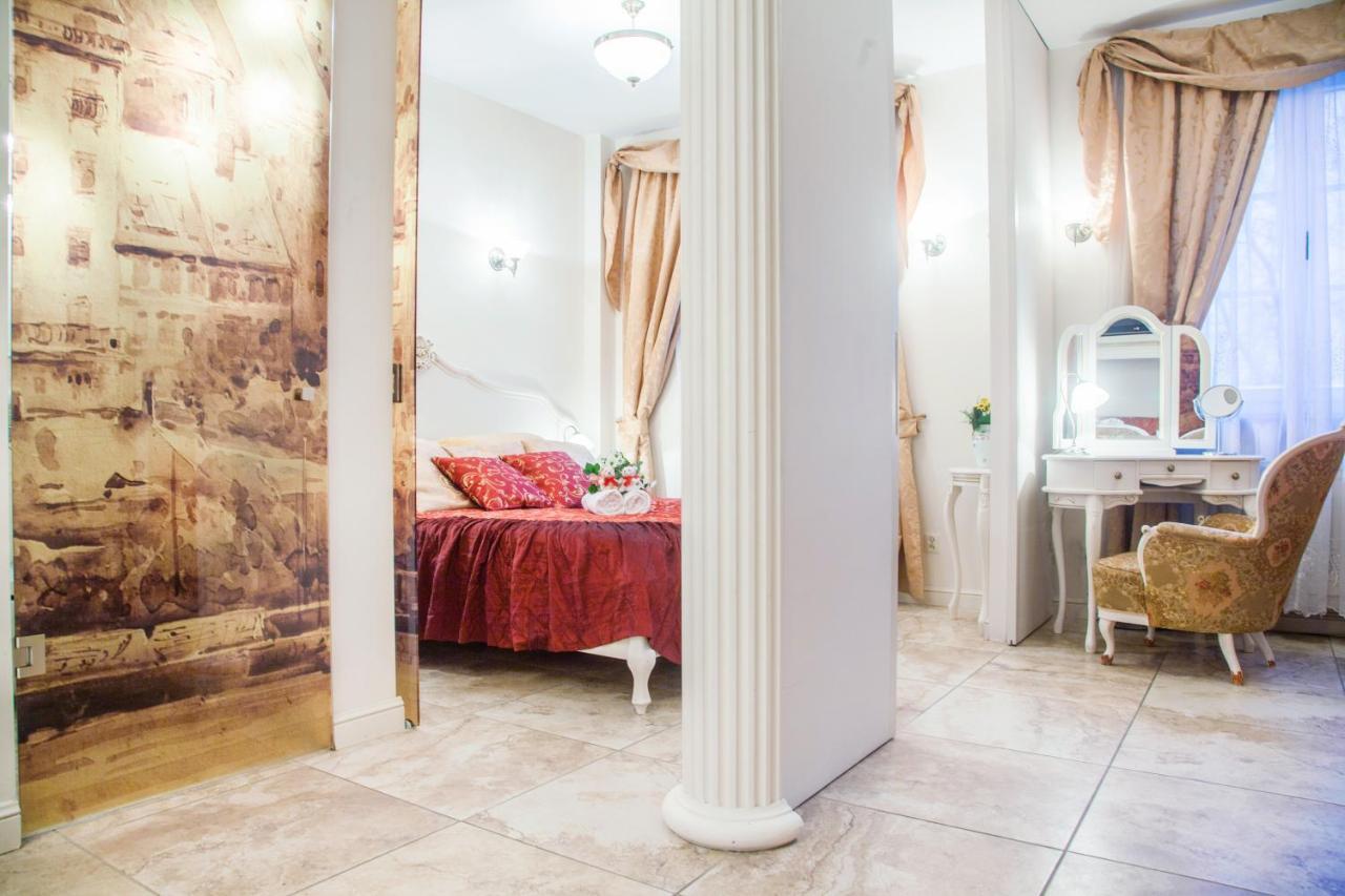 Apartament Empire *