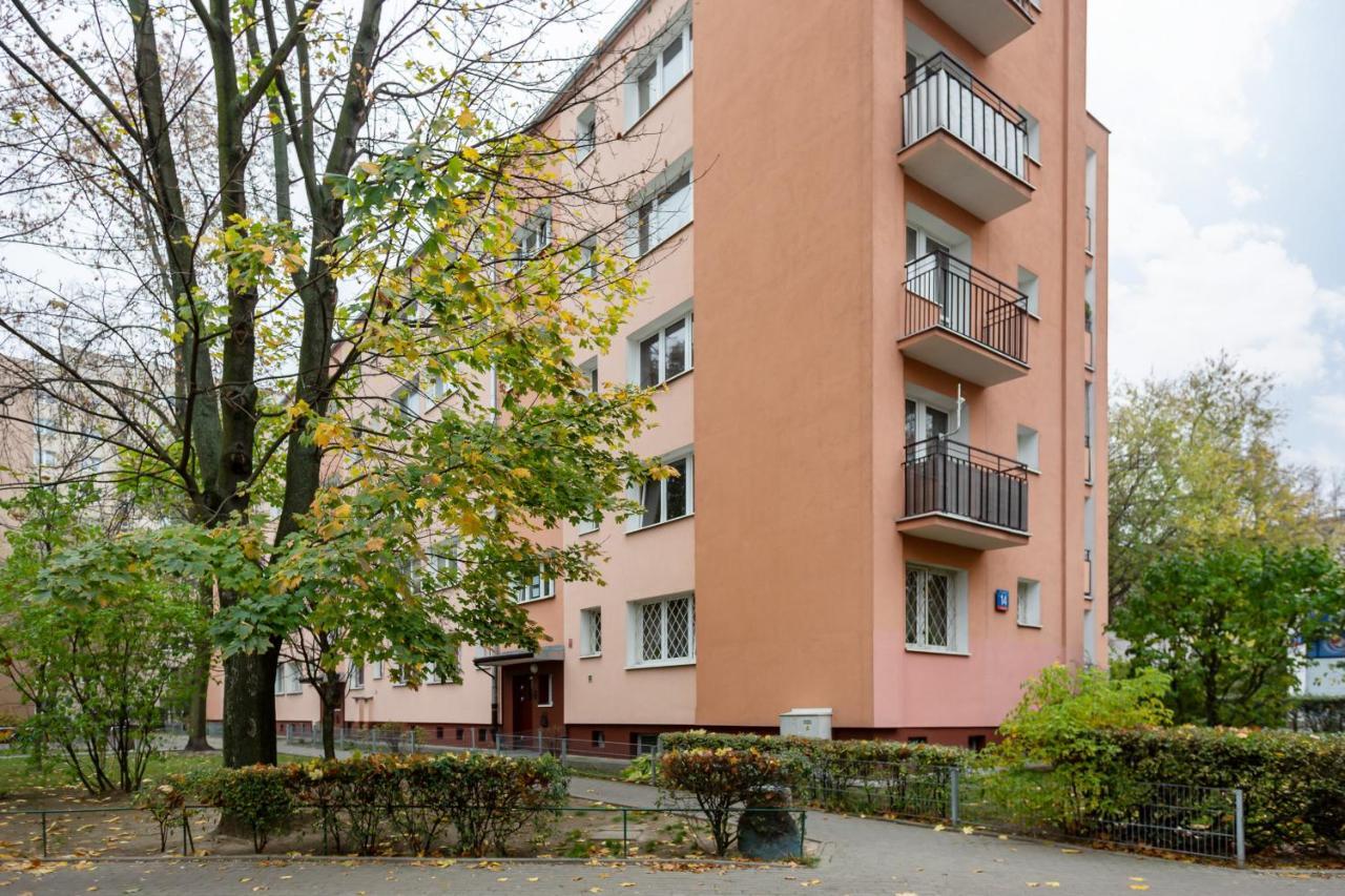 Two-bedroom Family Esperanto Next To Klif By Renters Apartment