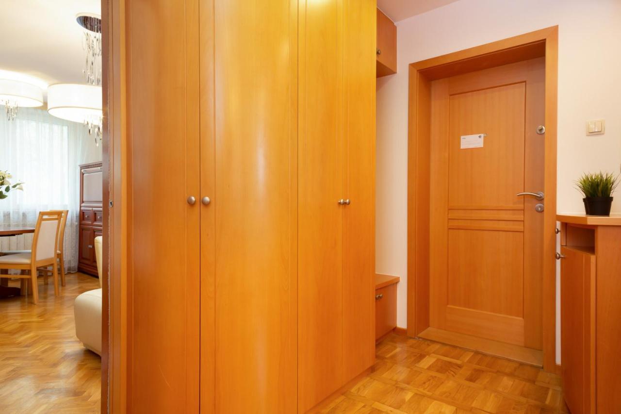 Two-bedroom Family Esperanto Next To Klif By Renters