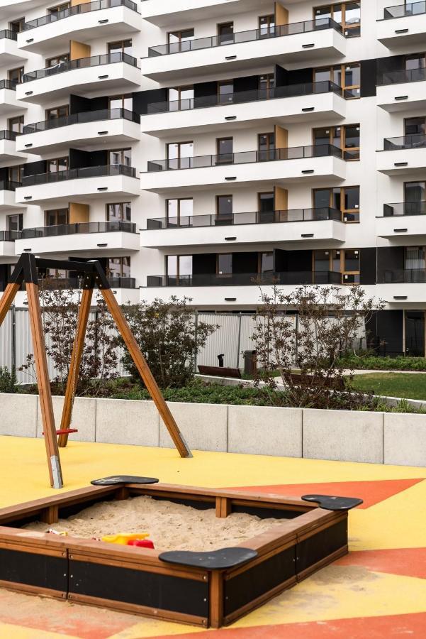 Apartment M&r Apartament: Premium Airport With Self Check-in Warsaw