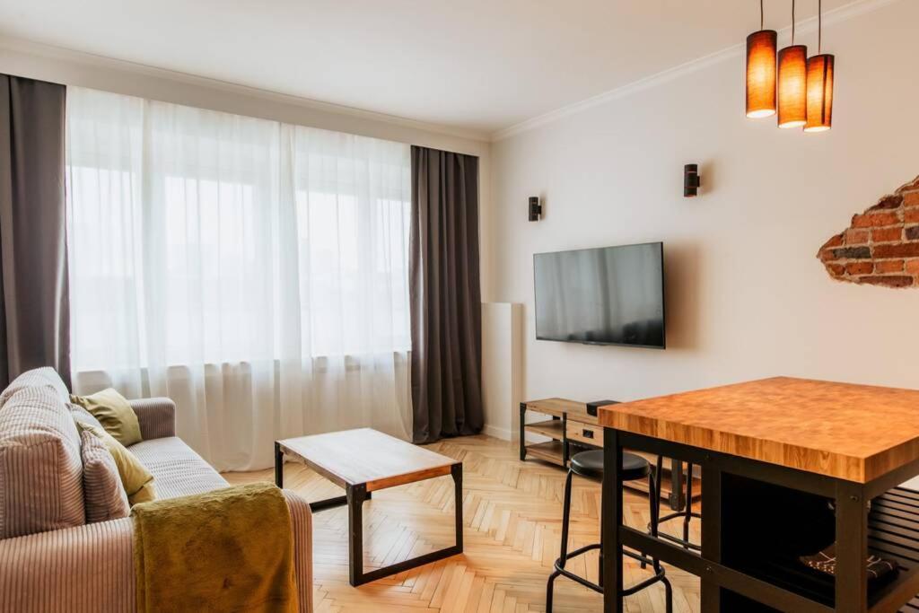 Apartament New In Heart Of Warszawa