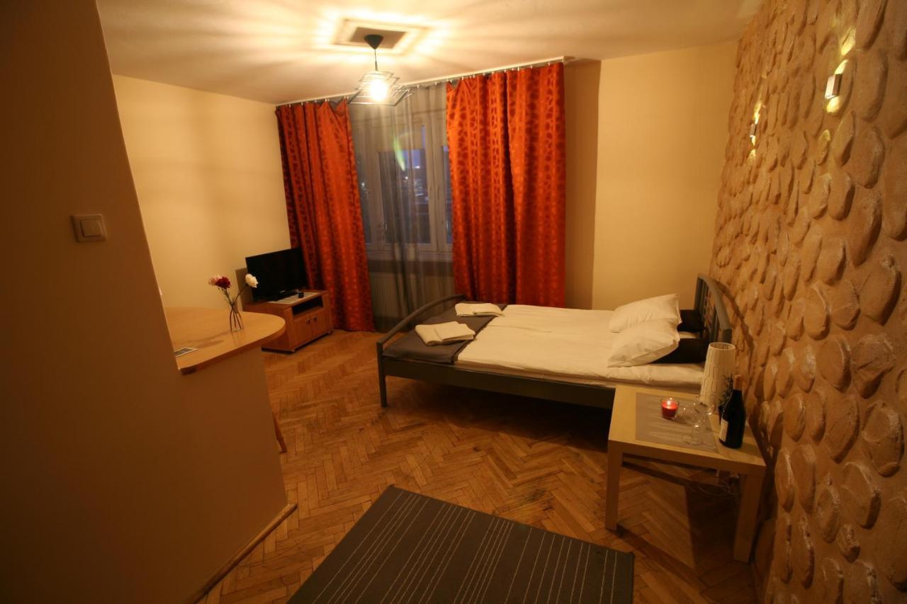 Zlota 60 Apartment Warsaw
