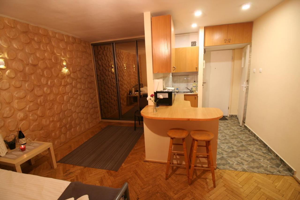 Zlota 60 Apartment Warsaw