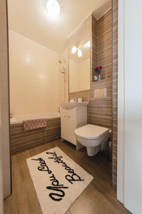 Apartment Rentpro Grzybowska 6/10 Warsaw