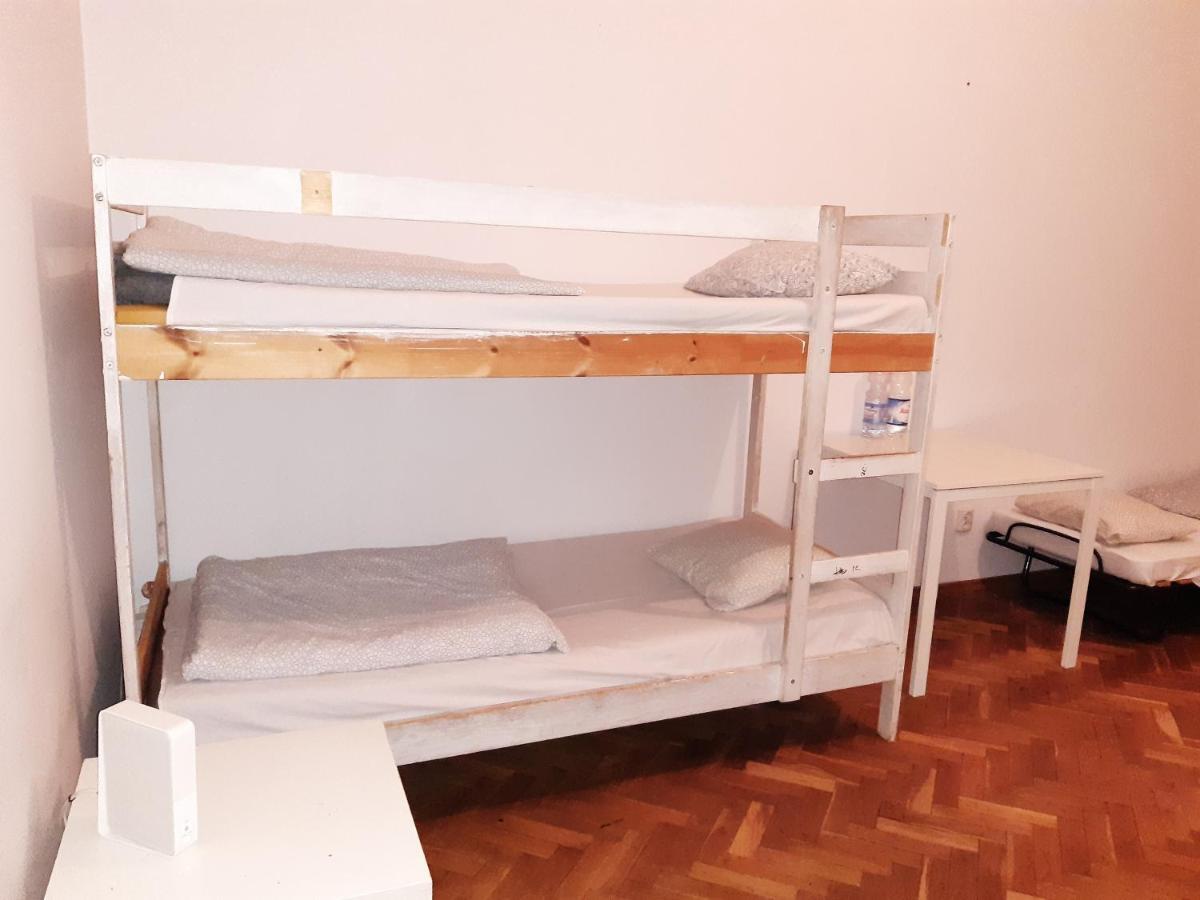 Just Sleep Homestay Warsaw