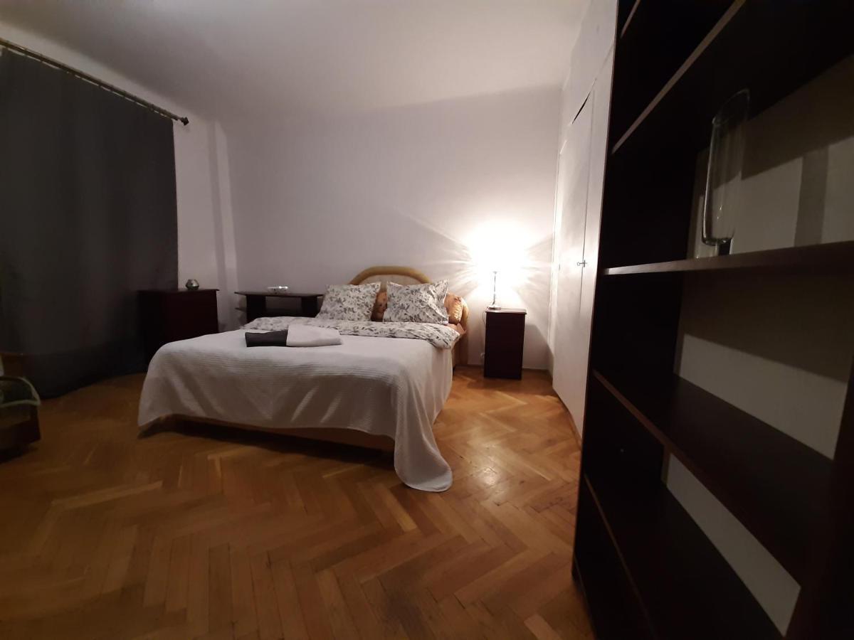 Rooms In Centrum * Warsaw