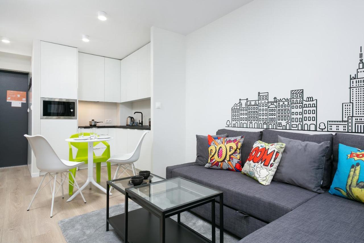 Center By Renters Apartment