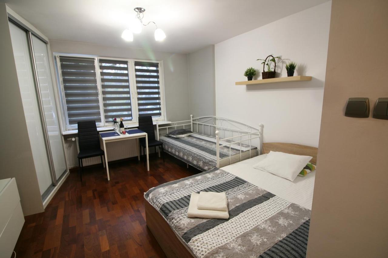 Twarda Apartment *