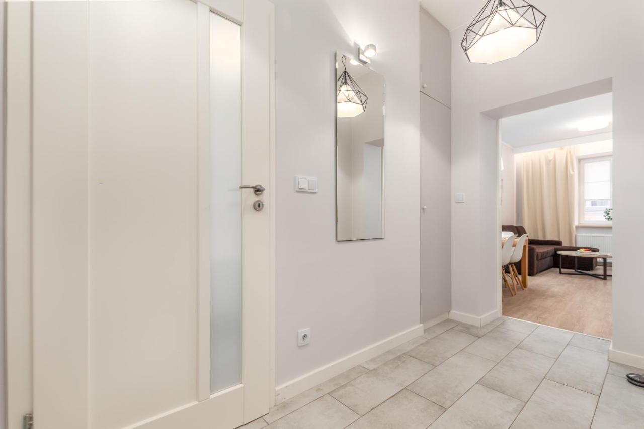 Old Town 2 By Renters Apartment *