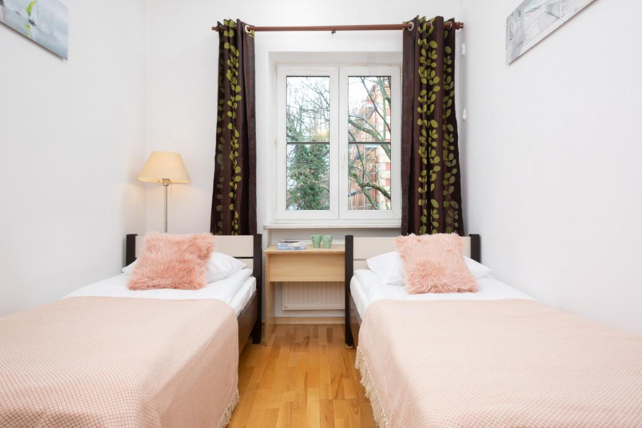 Apartment New Town By Renters Warsaw