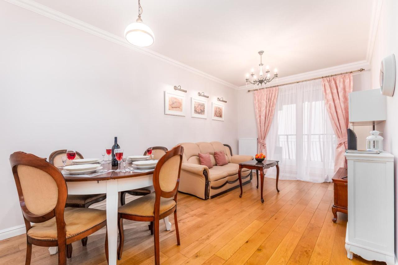 Apartament Okrzei 24 *