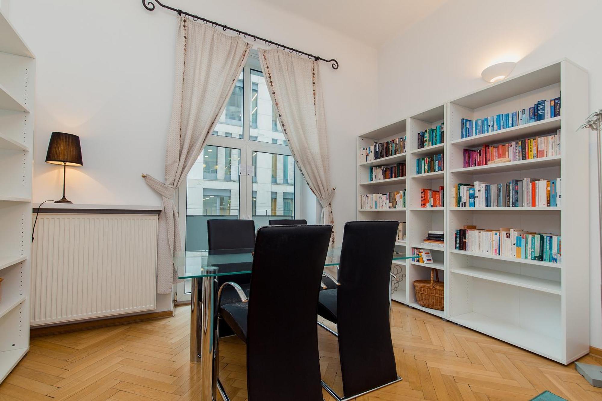 Shortstaypoland Boduena Apartamento *