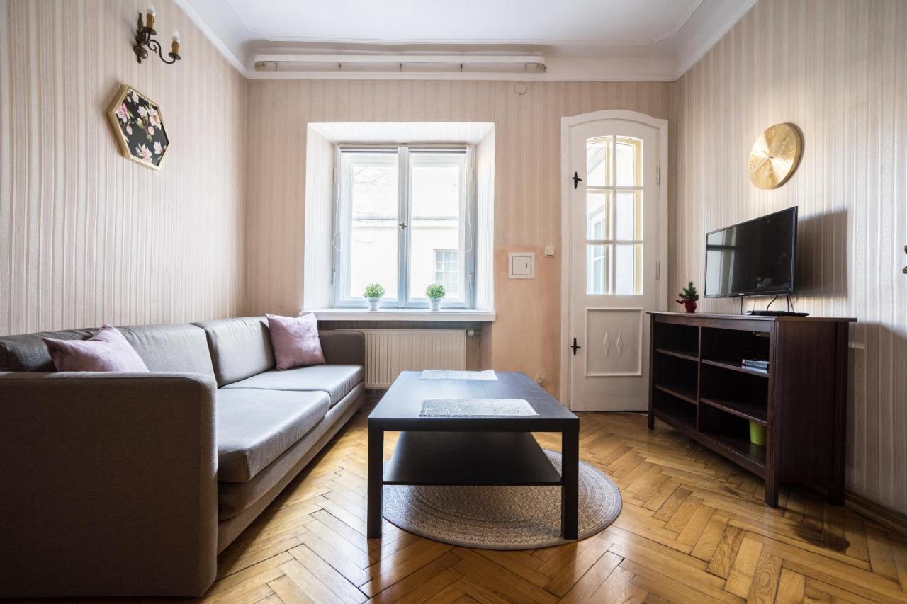 Apartment Elegant Royal Route Ii