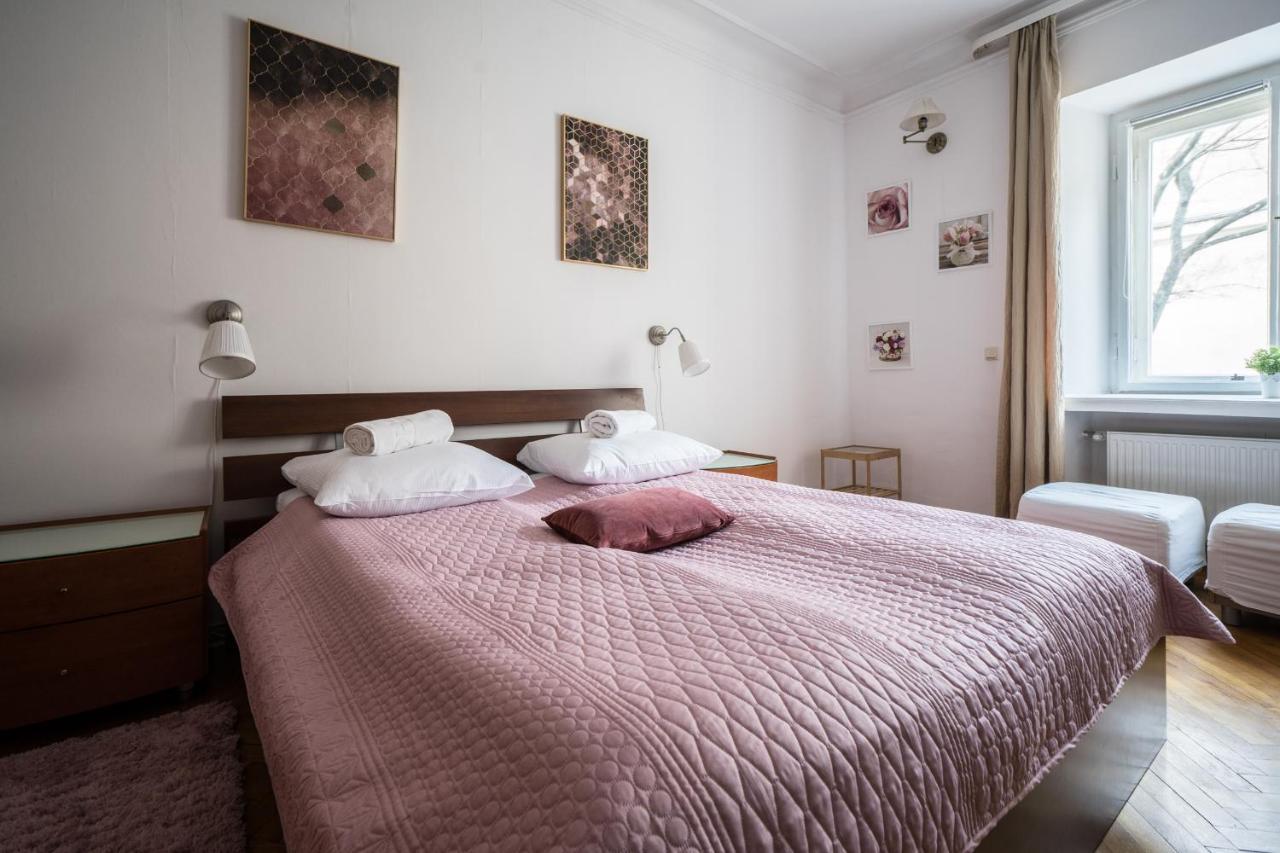 Elegant Royal Route Ii Apartment