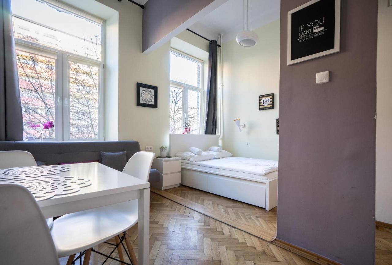 Apartment Elegant Copernicus Warschau